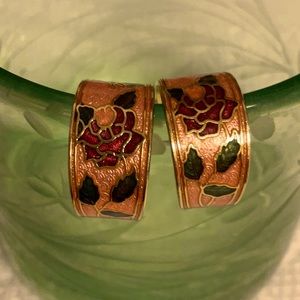 Beautiful cloisonné pink pierced earrings with butterfly and flower and like new
